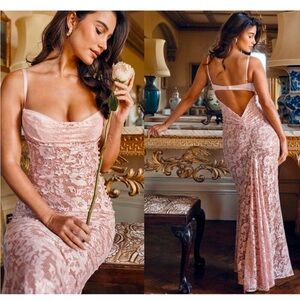 HOUSE OF CB AZZURRA ROSE PINK LACE GODET GOWN